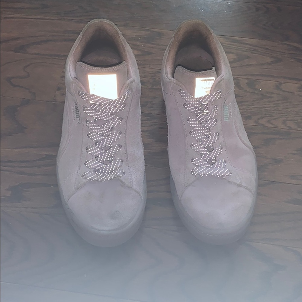 Puma - Picture 2 of 5
